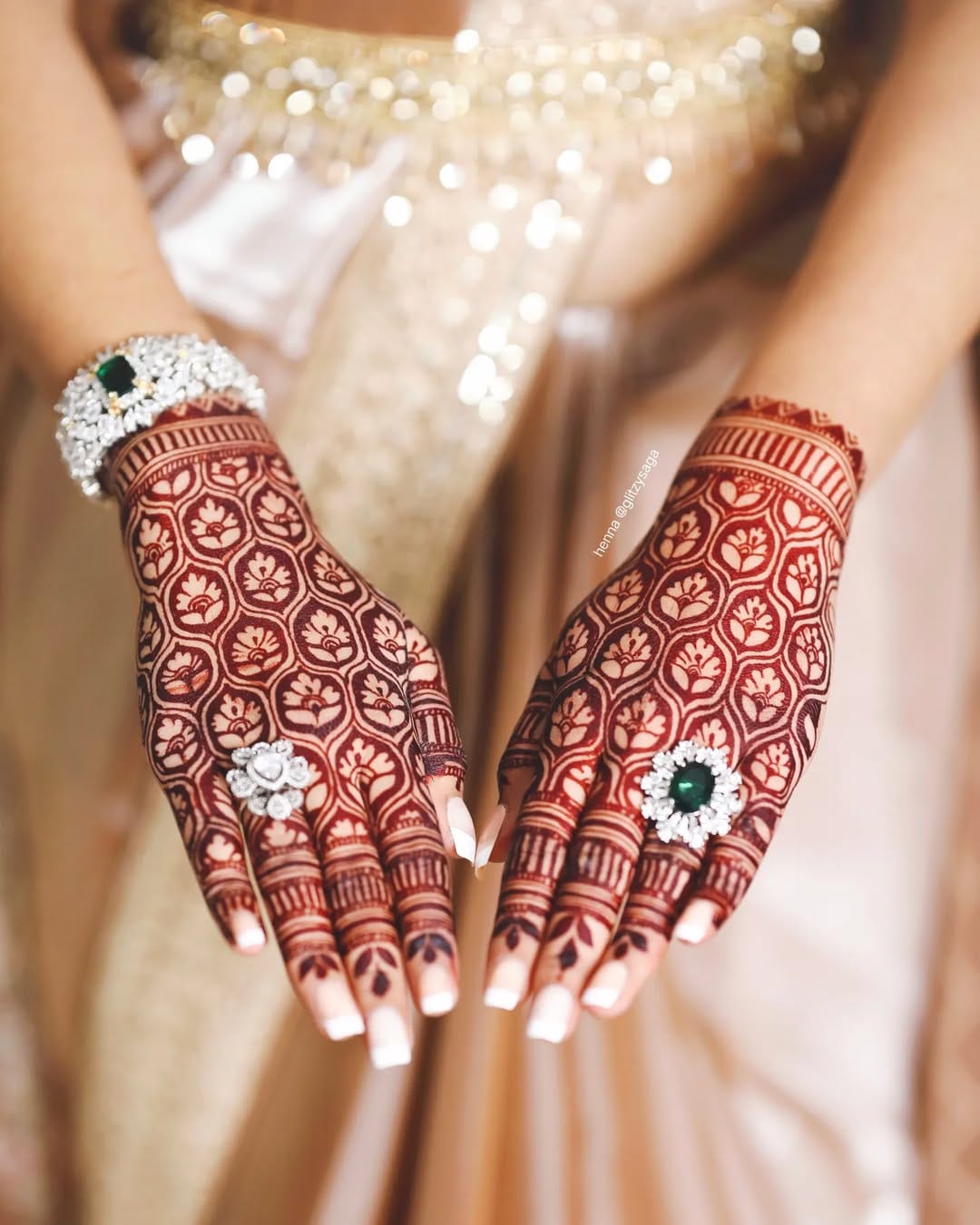 Post 9 by HIMANSHI | 🇨🇦GTA HENNA ARTIST & MUA on Instagram (carousel)