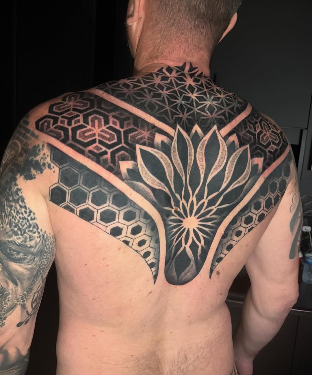 Post 1 by Crystal Alexandria-Geometric Tattoo Vancouver on Instagram (image)