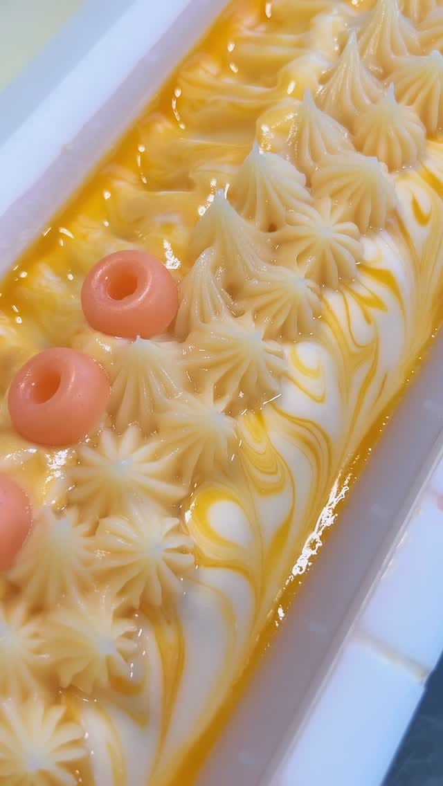Post 4 by D’ara | Handmade Skincare on Instagram (video)
