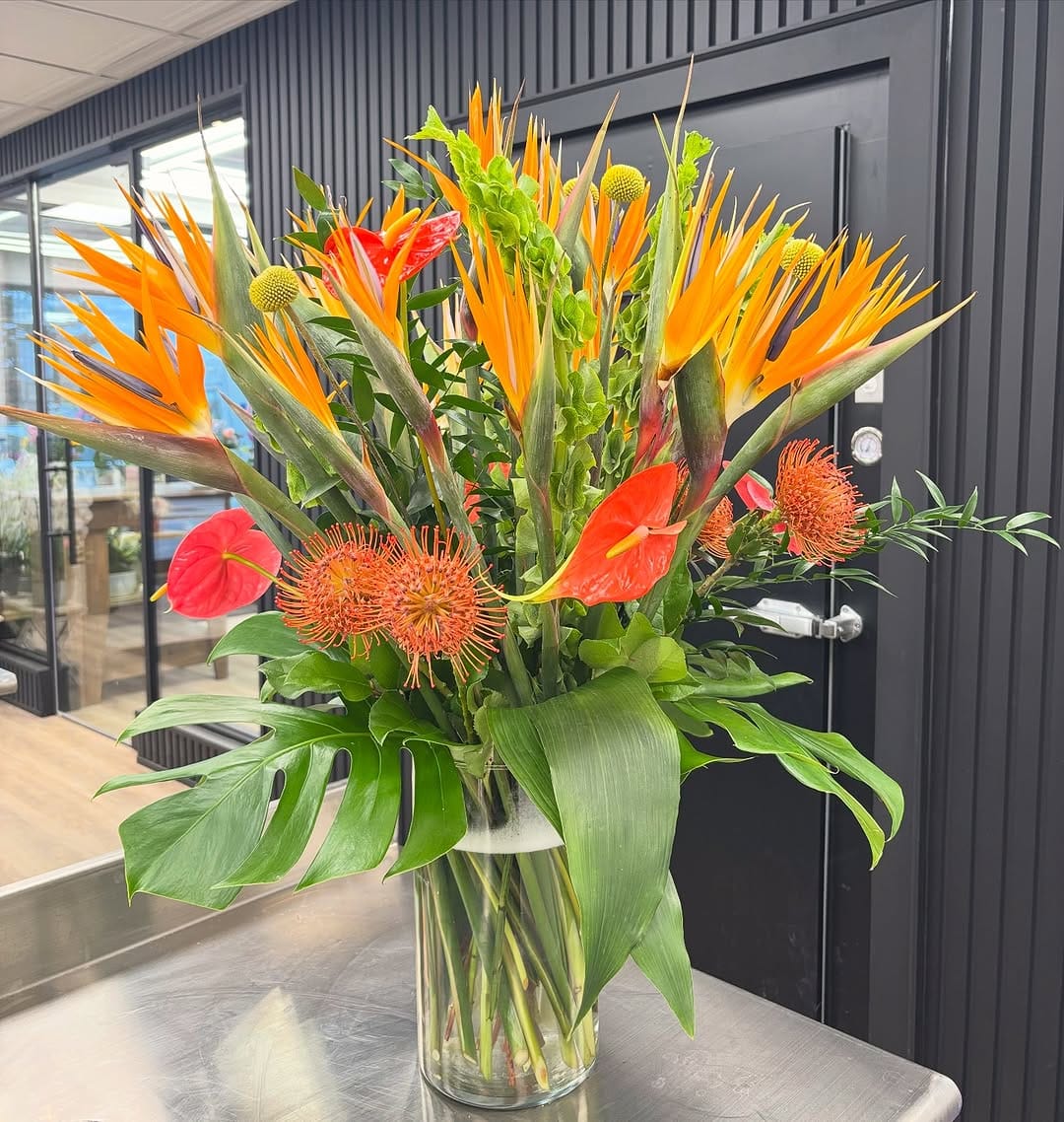 Post 1 by Karen's Flower Shop on Instagram (image)