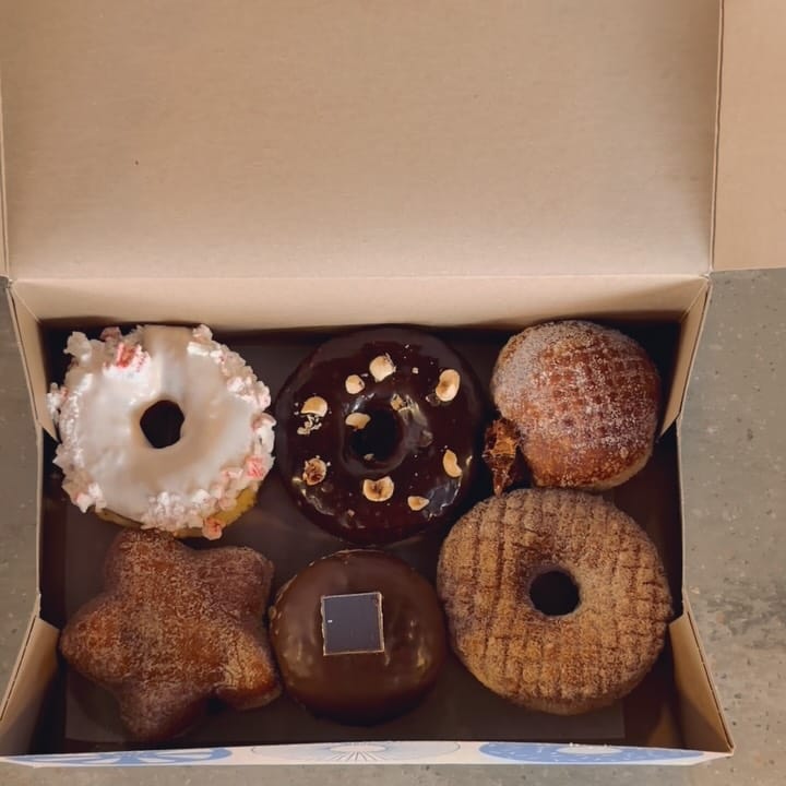 Post 6 by SuzyQ Doughnuts on Instagram (video)