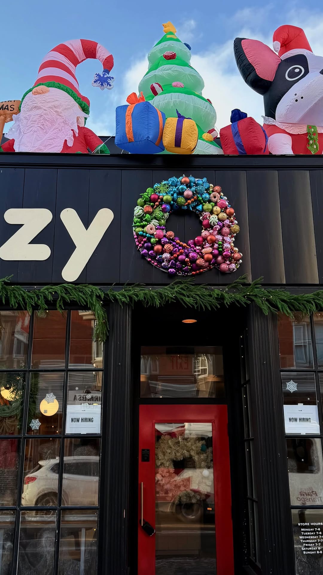 Post 7 by SuzyQ Doughnuts on Instagram (video)
