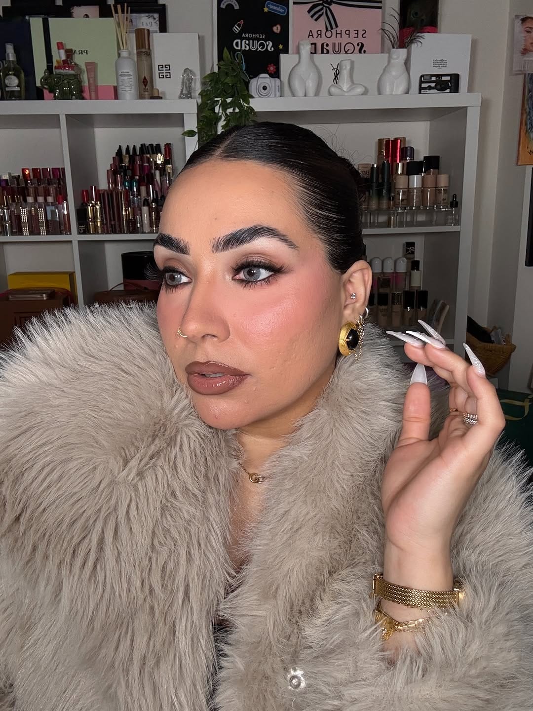Post 5 by Navneet kaur ✨ HMUA & An Influencer on Instagram (carousel)