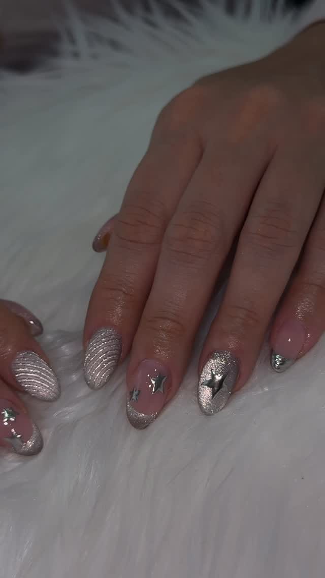 Post 8 by nAils_woRld_ on Instagram (video)