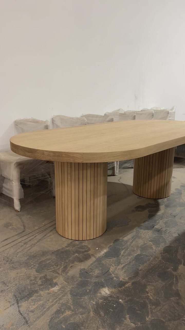 Post 1 by ref. Furniture on Instagram (video)