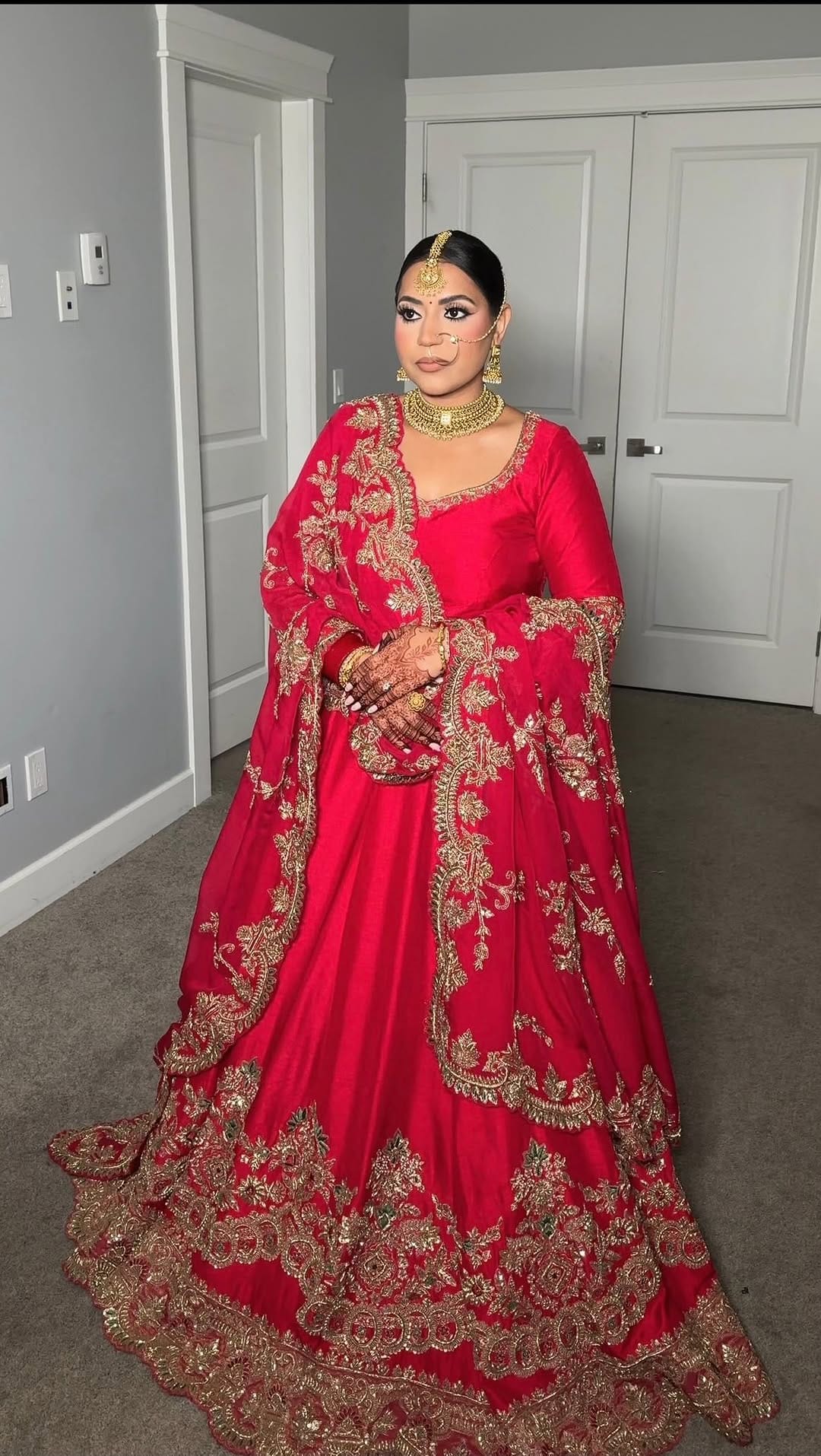 Post 2 by 𝐁𝐞𝐚𝐮𝐭𝐲 𝐁𝐥𝐞𝐧𝐝 𝐀𝐫𝐭𝐢𝐬𝐭𝐫𝐲| Bridal Makeup and Hair Artist on Instagram (video)