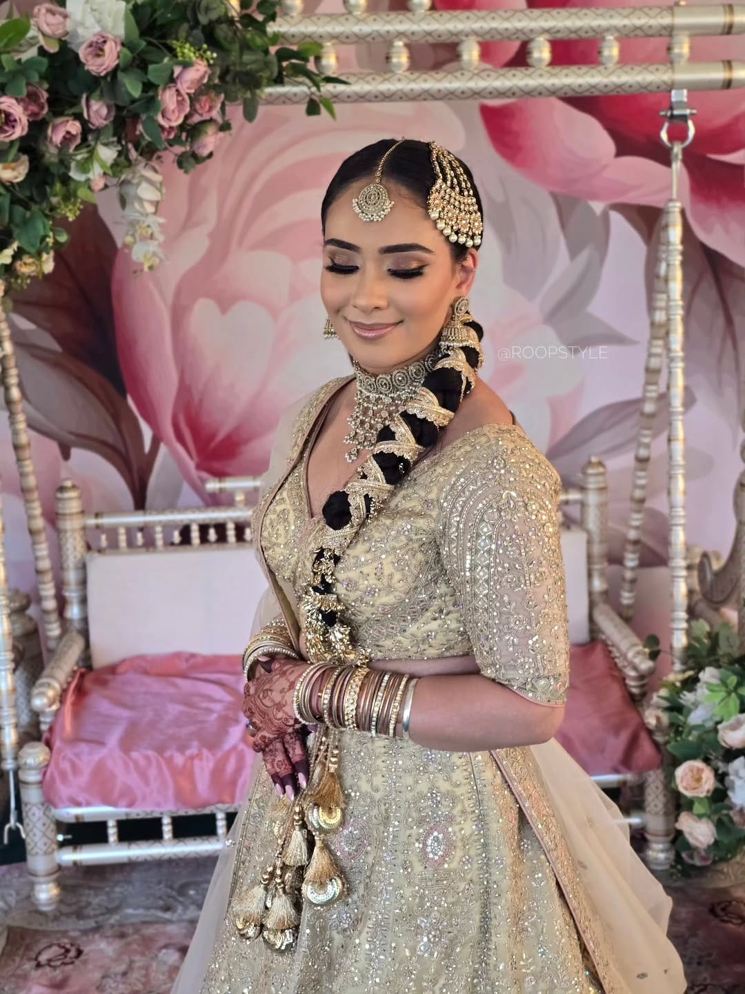 Post 4 by Rupi | Makeup & Hair Artist on Instagram (image)