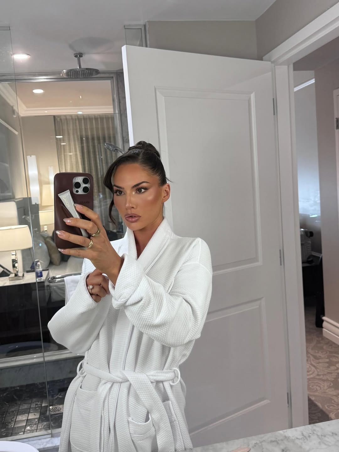 Post 2 by Montreal Hair and Makeup Artists on Instagram (carousel)