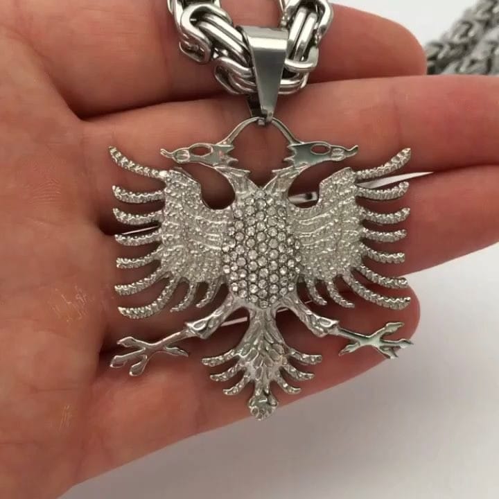 Post 5 by Albanian Jewelry on Instagram (video)