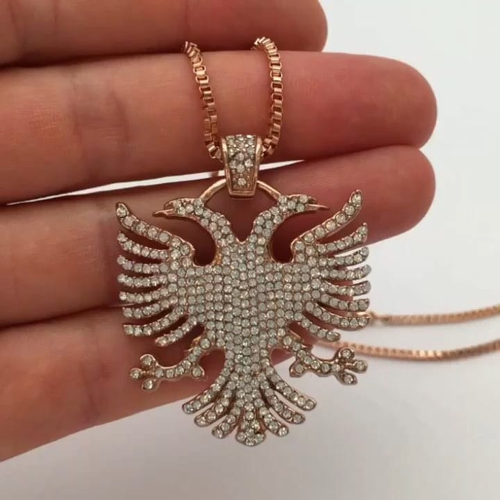 Post 7 by Albanian Jewelry on Instagram (video)