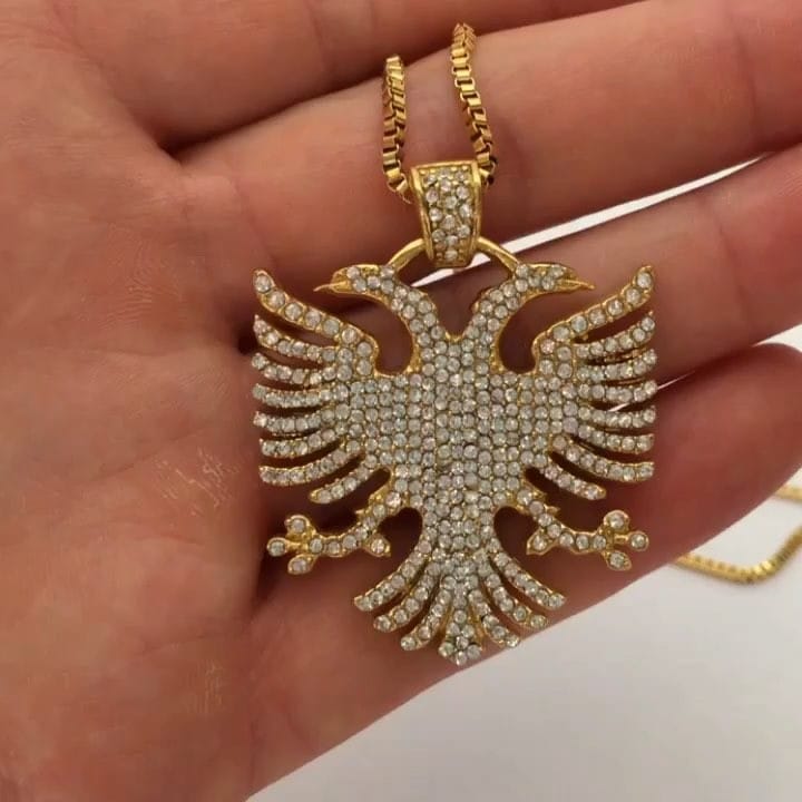 Post 6 by Albanian Jewelry on Instagram (video)