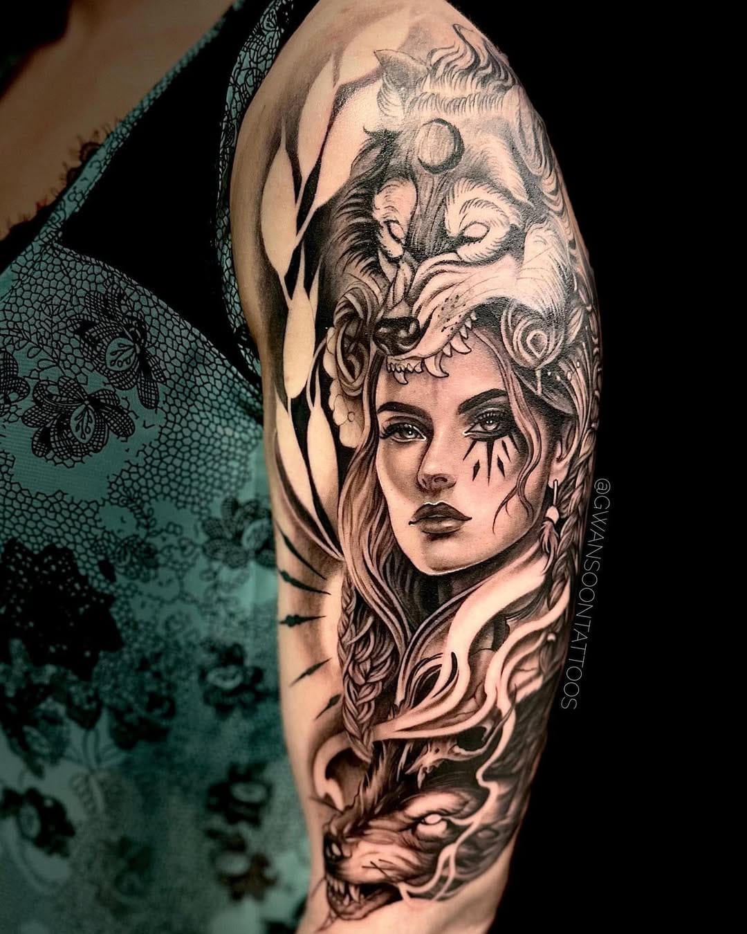 Post 9 by ⚡️Tattoo Shop & Piercings ✍🏼 on Instagram (carousel)