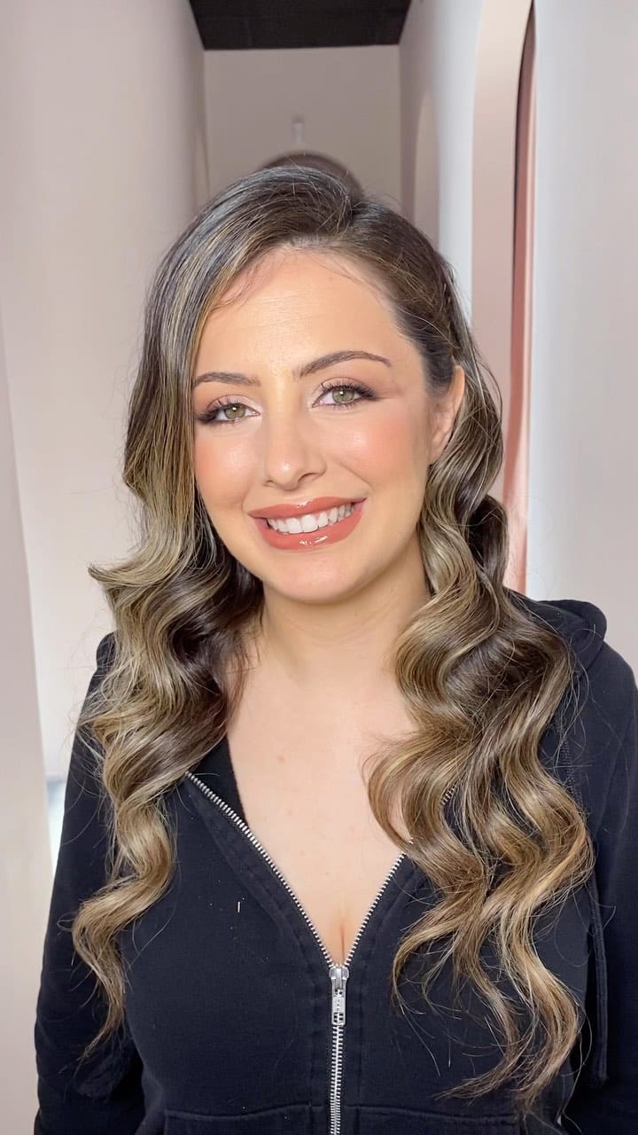 Post 1 by TORONTO MAKEUP ARTIST on Instagram (video)