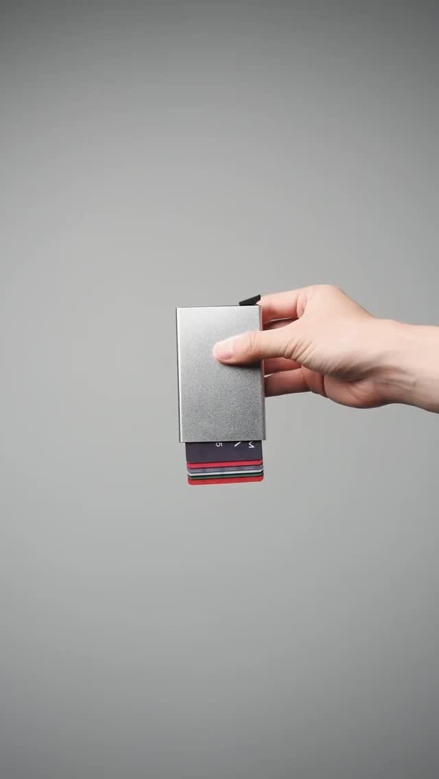 Post 6 by The Fantom Wallet on Instagram (video)