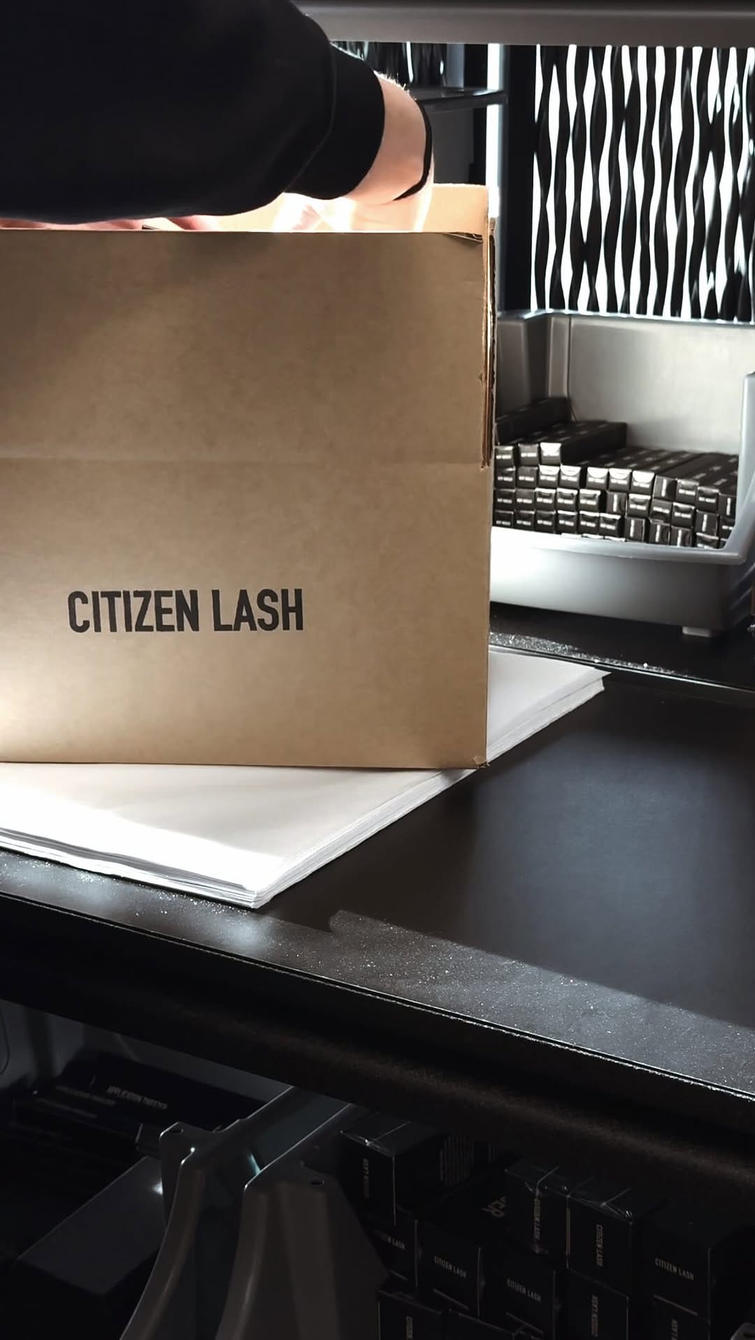 Post 3 by Citizen Lash | DIY Lashes on Instagram (video)