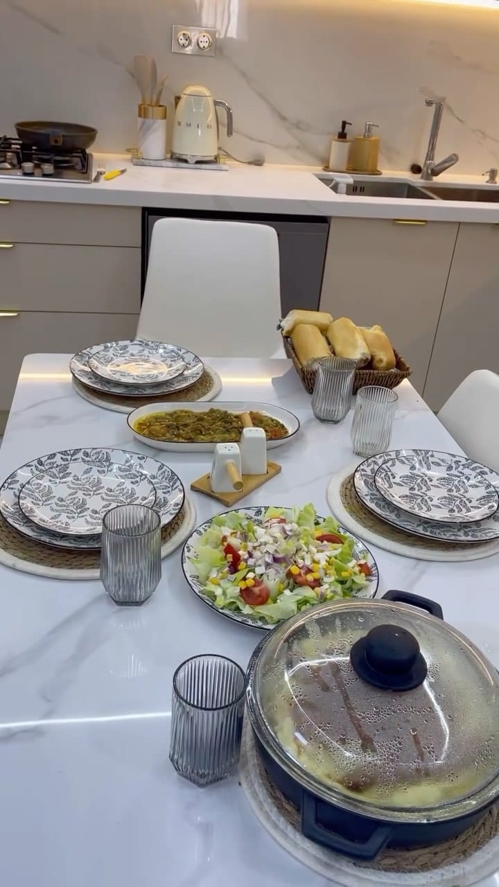Post 9 by astuces et recettes on Instagram (video)