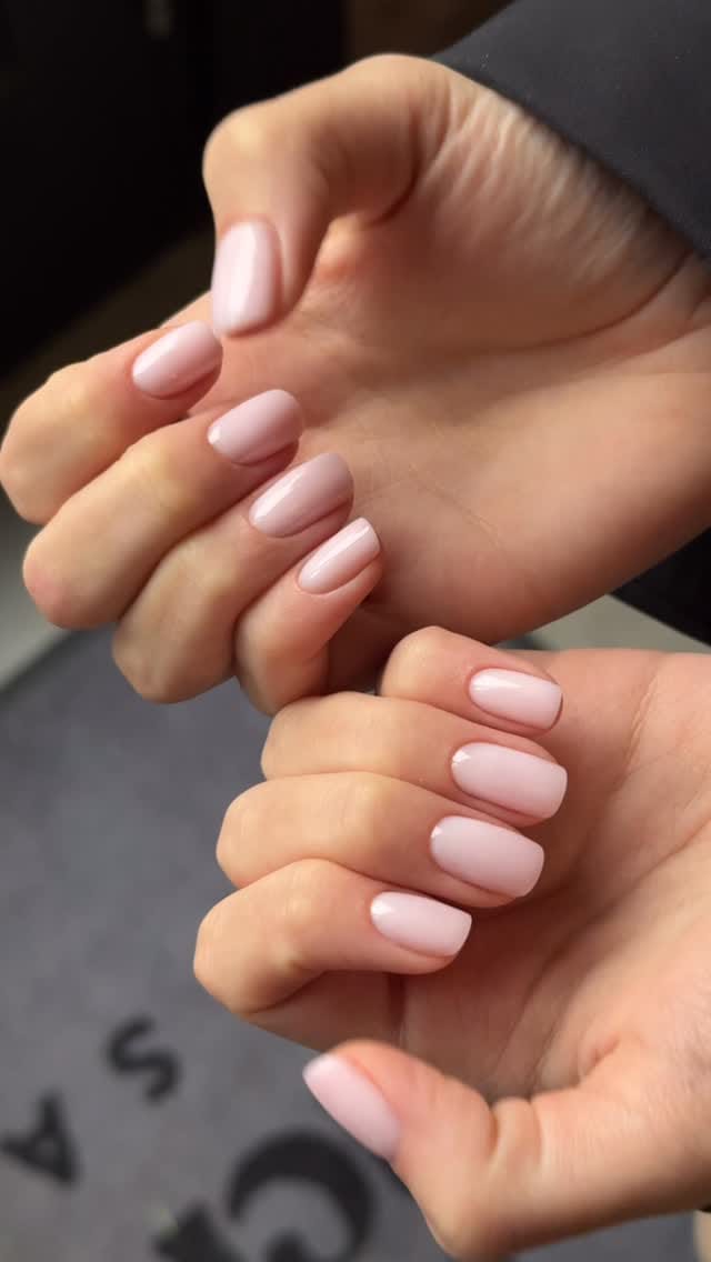 Post 5 by Akzéntz® Pure Gel™ Formulas on Instagram (video)