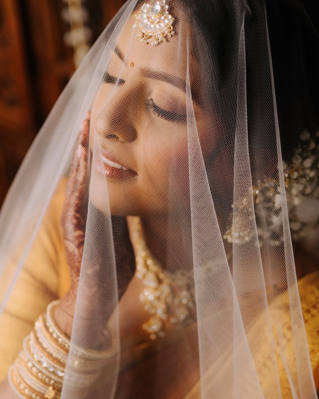 Post 5 by Makeup & Hair by Eva on Instagram (carousel)