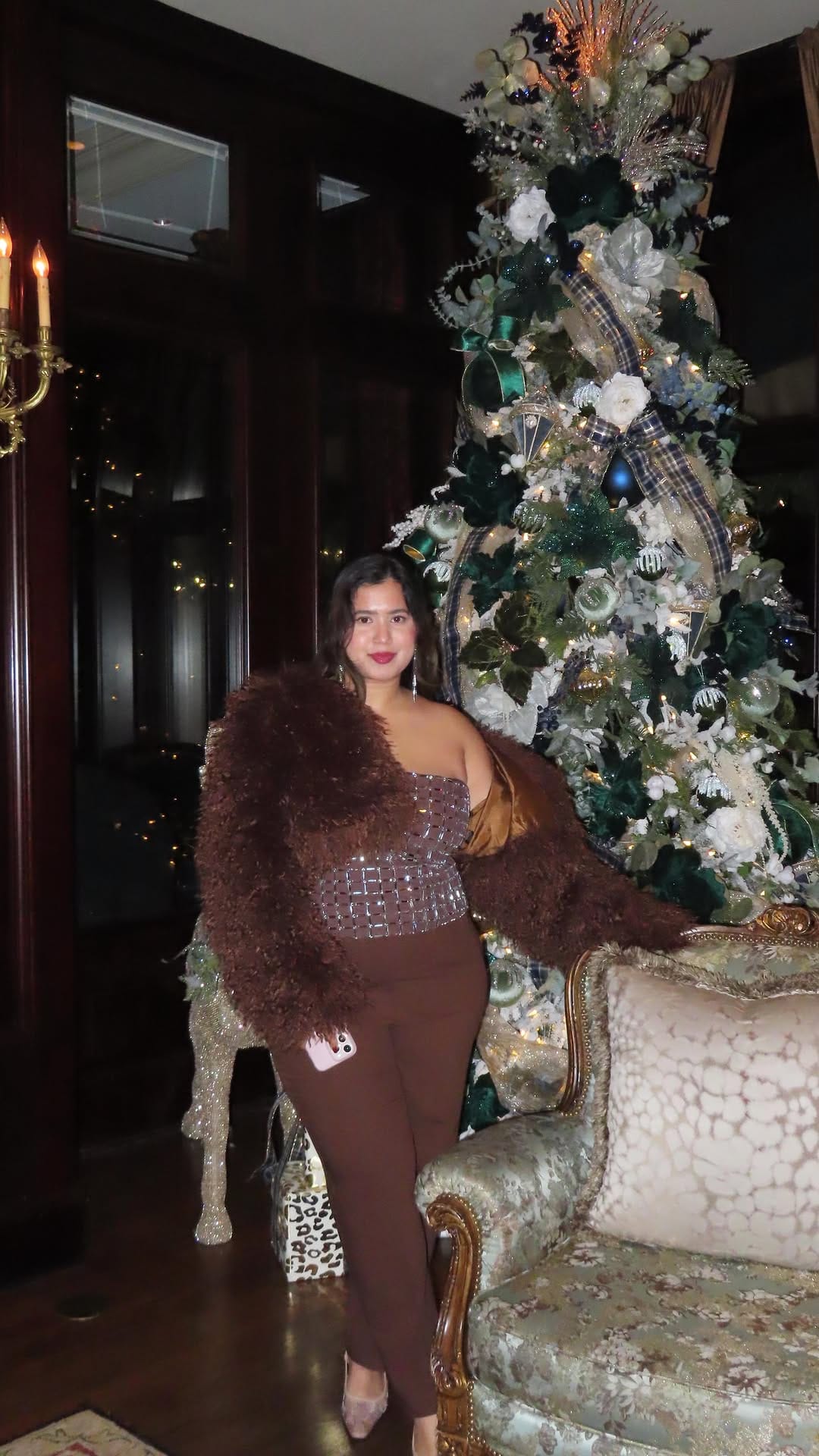 Post 4 by Amya RM on Instagram (video)