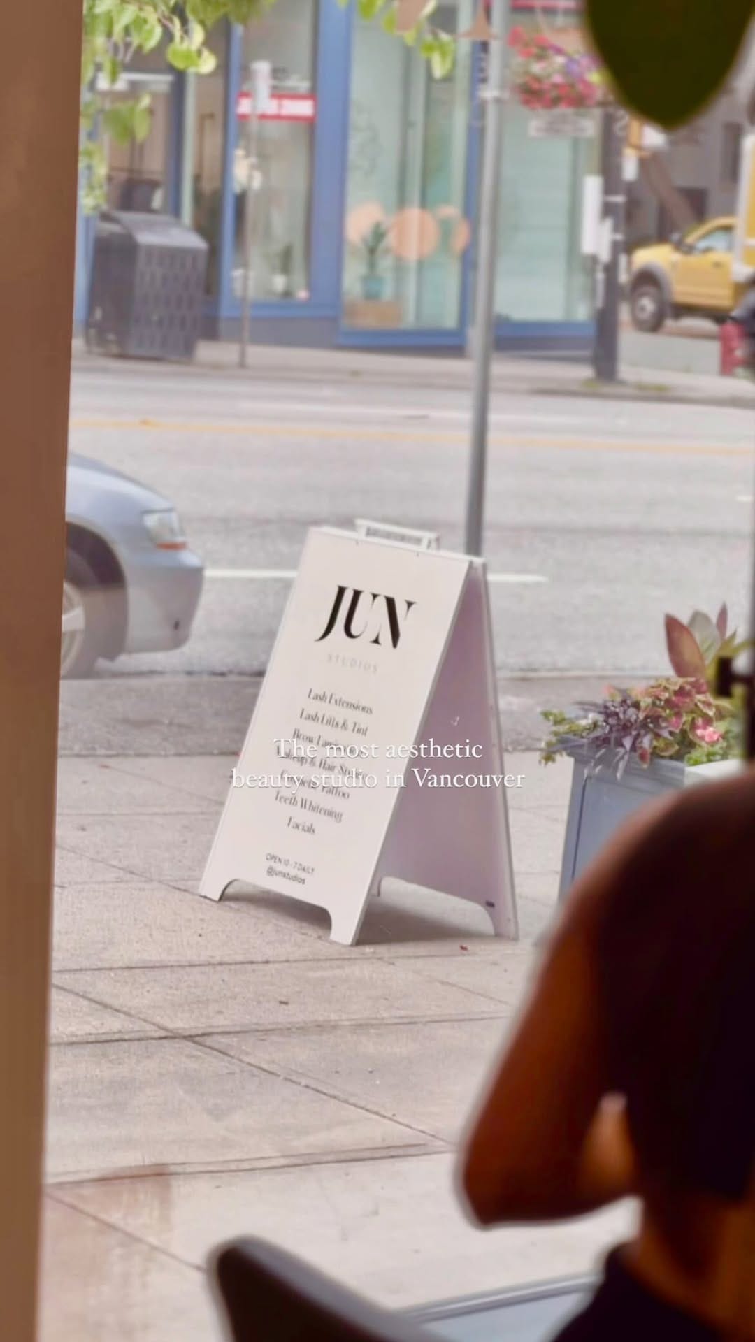 Post 9 by Vancouver Lash Extensions on Instagram (video)