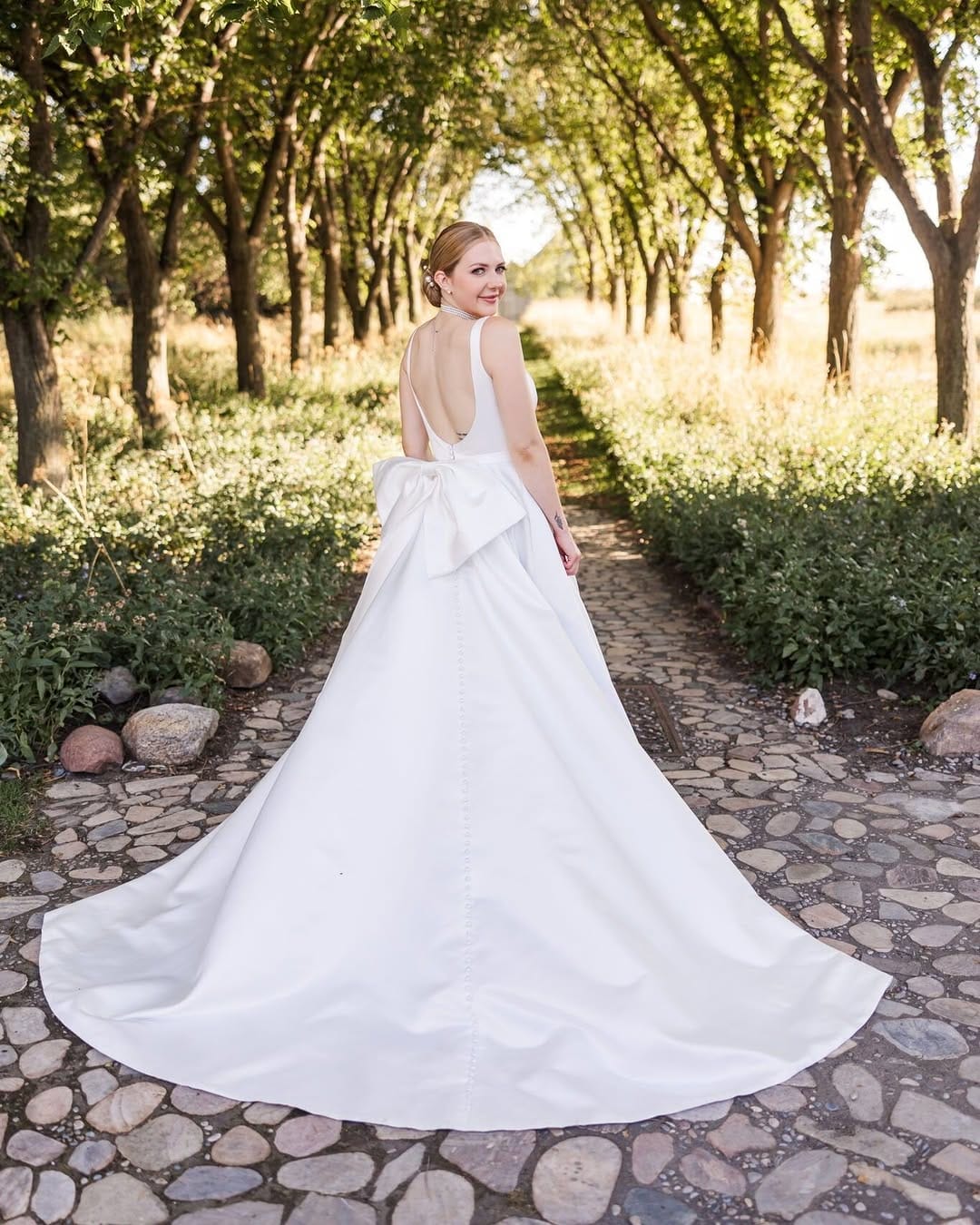 Post 3 by Confetti Wedding Magazine on Instagram (image)