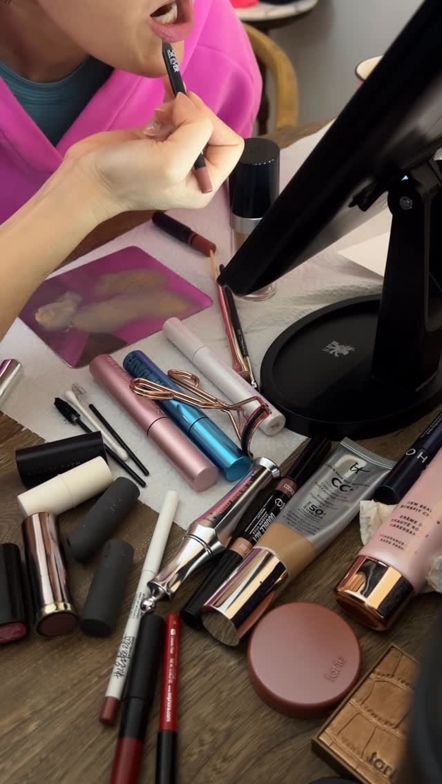 Post 8 by MAKEUP & HAIR ~ Jen Vanderzalm on Instagram (video)