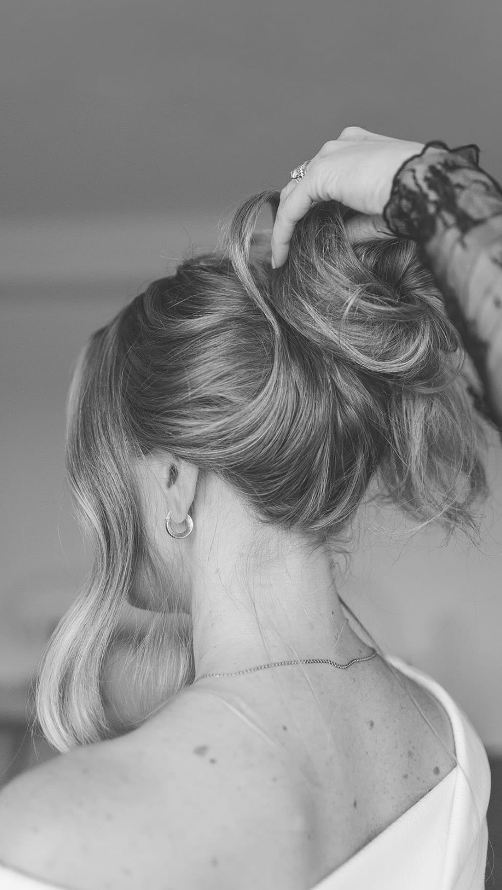 Post 7 by MAKEUP & HAIR ~ Jen Vanderzalm on Instagram (video)
