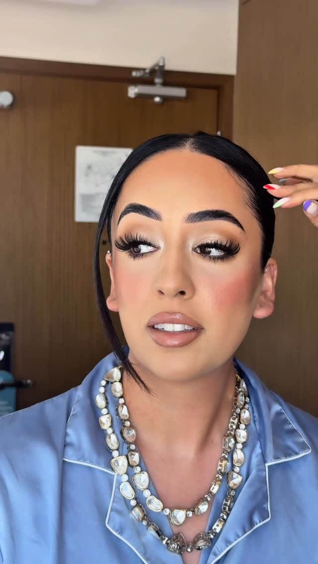 Post 4 by MKK Beauty on Instagram (video)