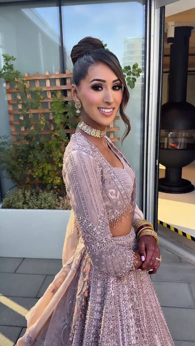 Post 1 by MKK Beauty on Instagram (video)