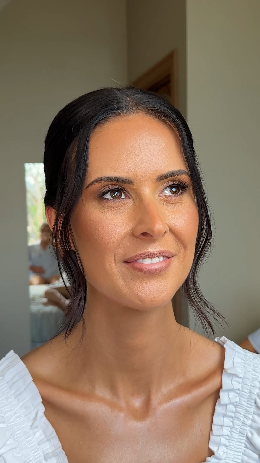 Post 4 by BASICS BY B |  CLEAN, VEGAN MAKEUP 🤍 on Instagram (video)
