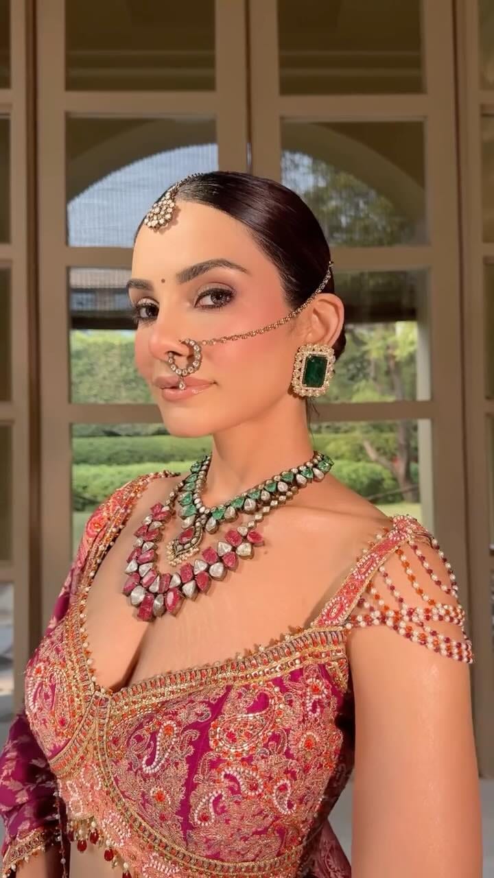 Post 10 by Sahil Malhotra on Instagram (video)