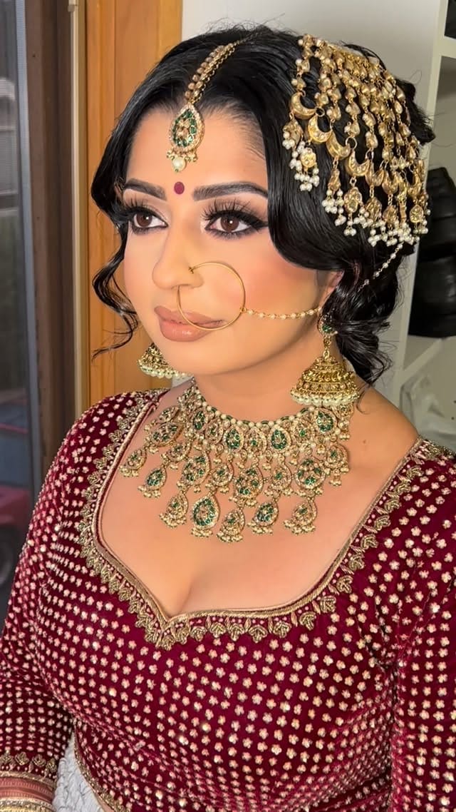 Post 2 by Mona Sangha on Instagram (video)