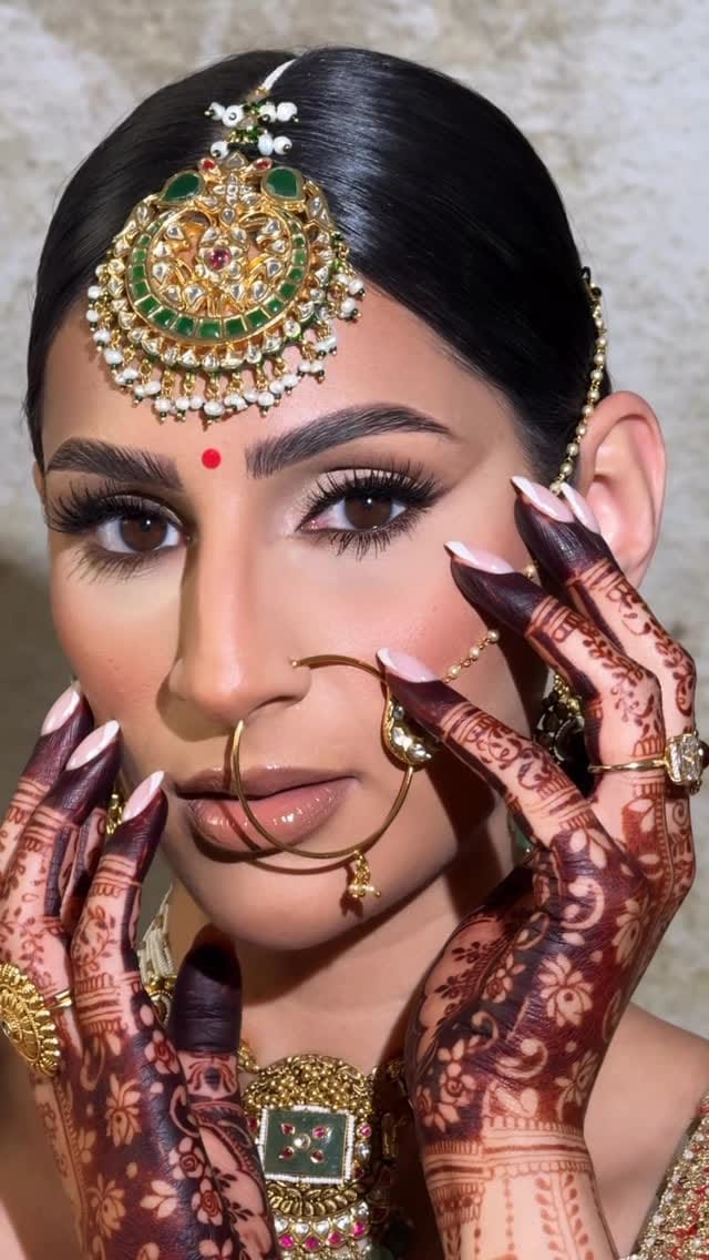 Post 6 by Mona Sangha on Instagram (video)