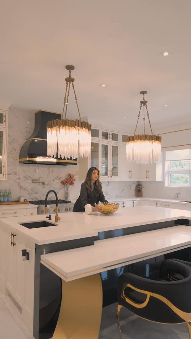 Post 6 by Classico Roma Furniture on Instagram (video)