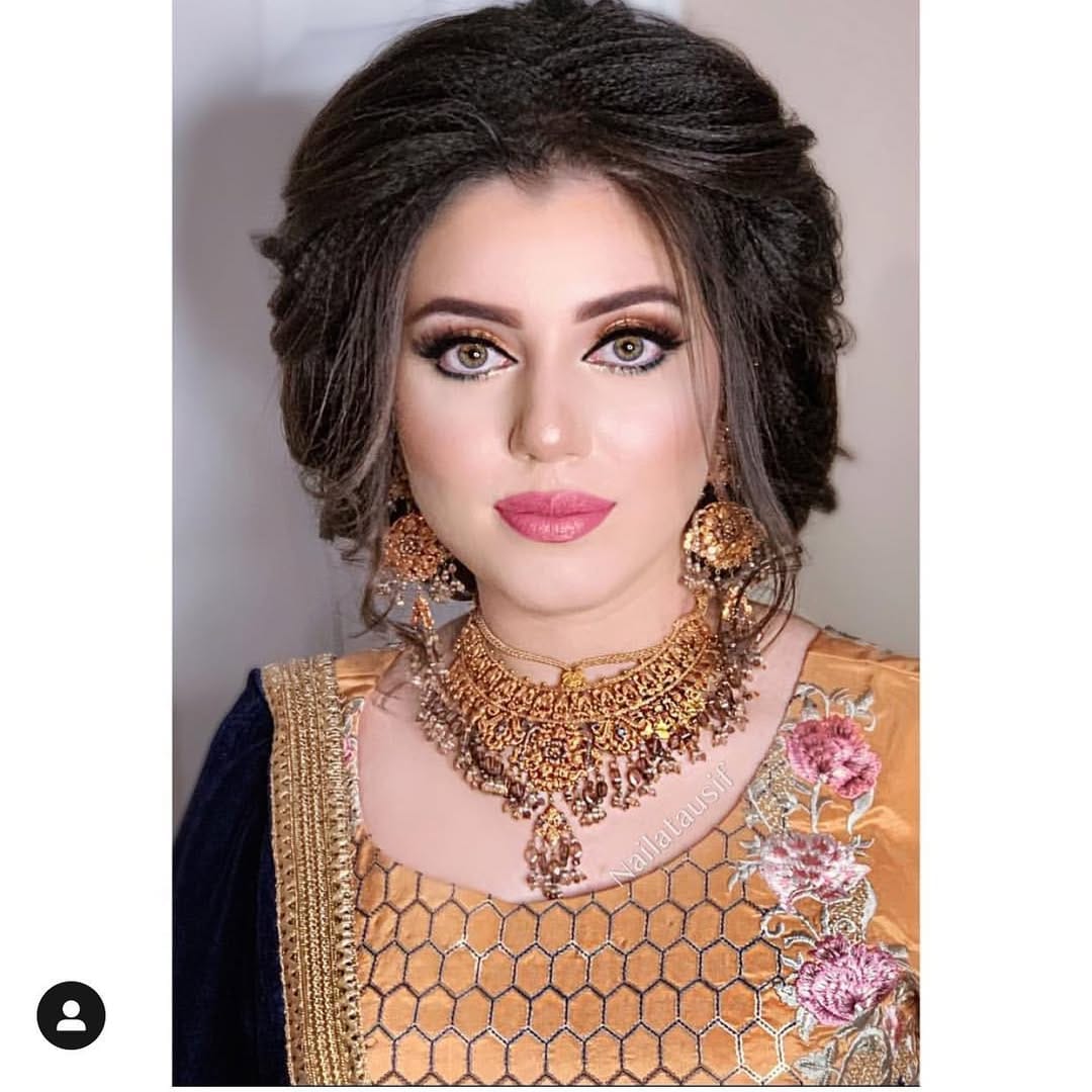 Post 9 by Naila's Makeup Studio on Instagram (image)