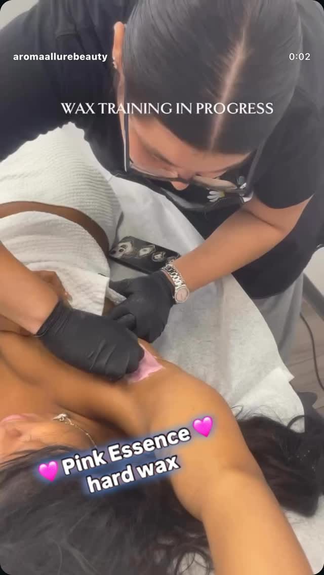 Post 3 by BlackCoralBeautySupplyInc. on Instagram (video)