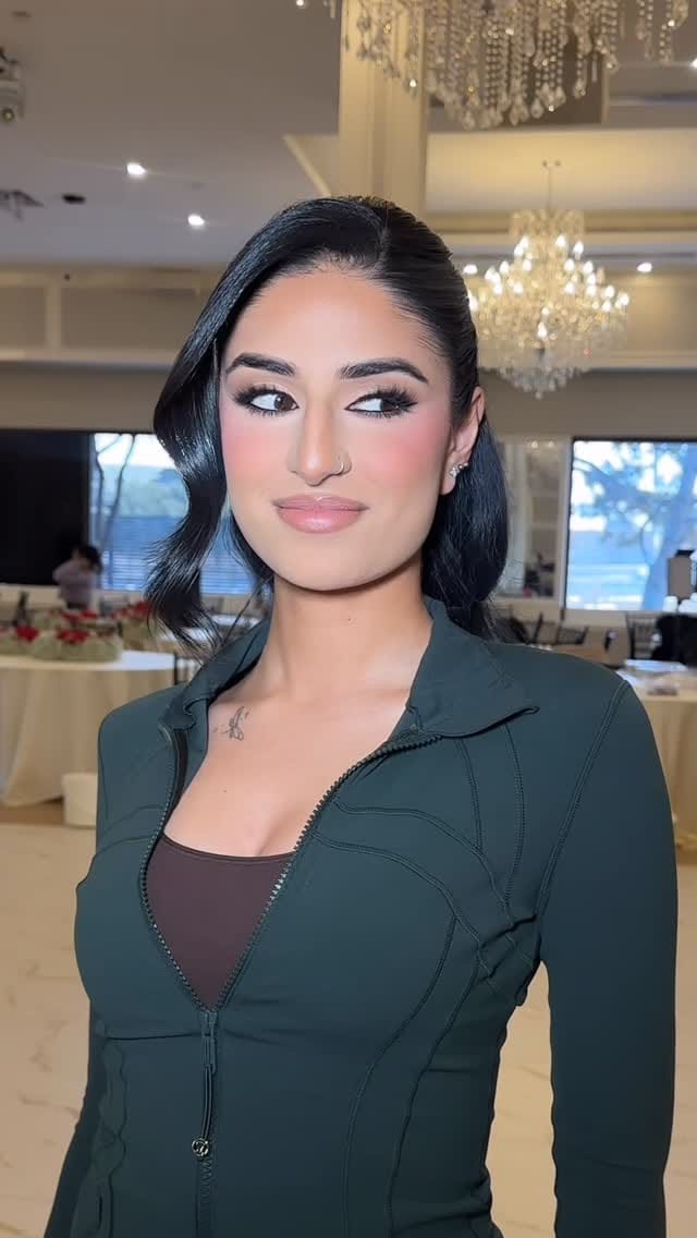 Post 4 by F A C E S • B Y  • M A N U | Bridal Makeup and Hair Artist on Instagram (video)