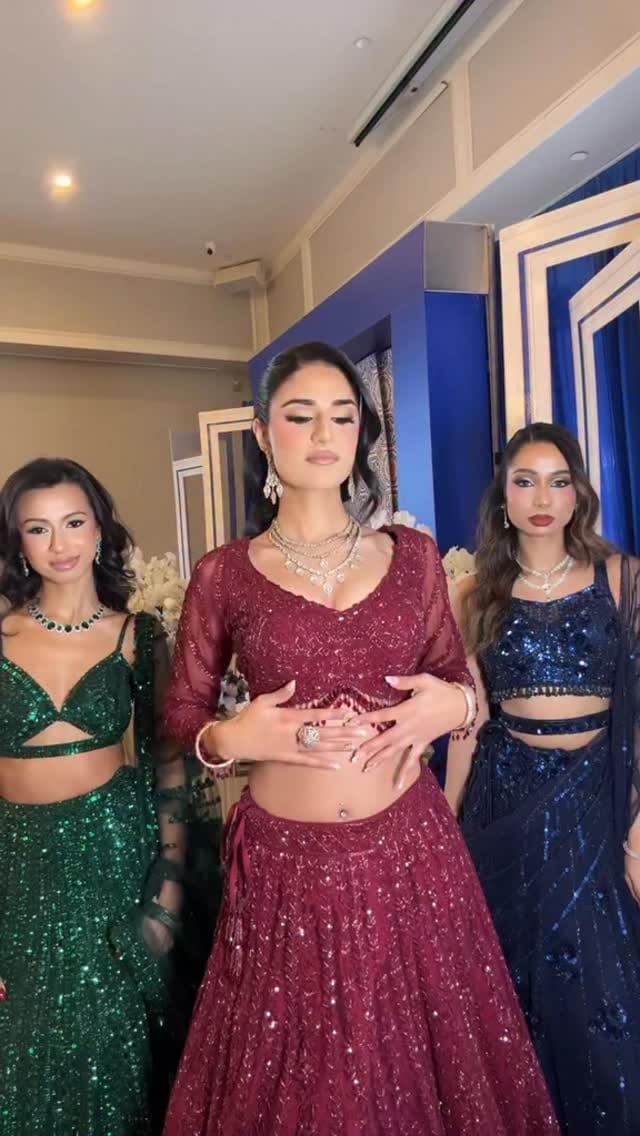 Post 7 by F A C E S • B Y  • M A N U | Bridal Makeup and Hair Artist on Instagram (video)