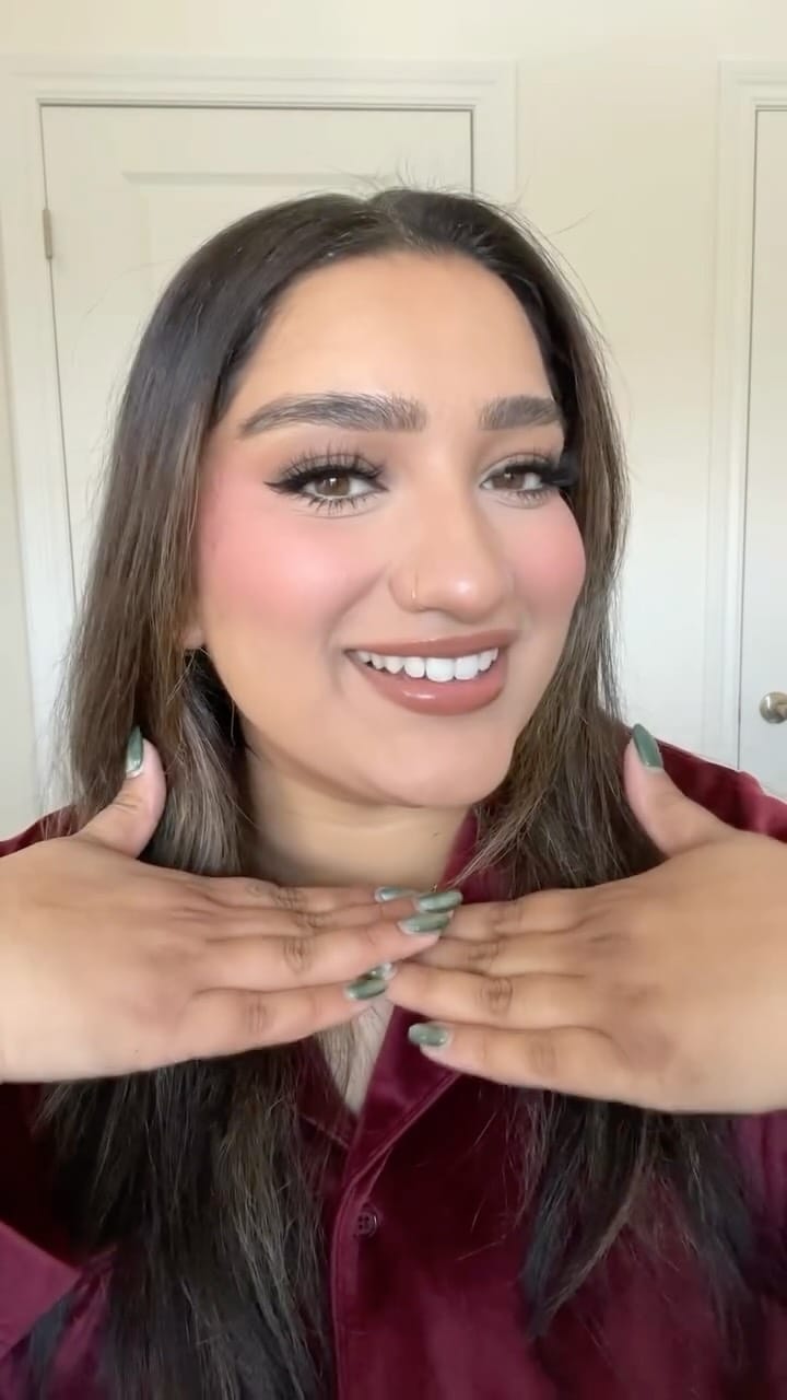 Post 9 by F A C E S • B Y  • M A N U | Bridal Makeup and Hair Artist on Instagram (video)