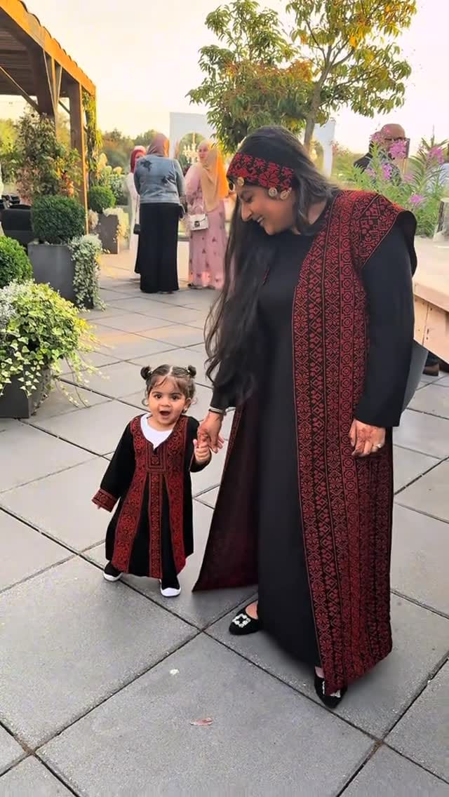 Post 1 by Hajira Khan on Instagram (video)