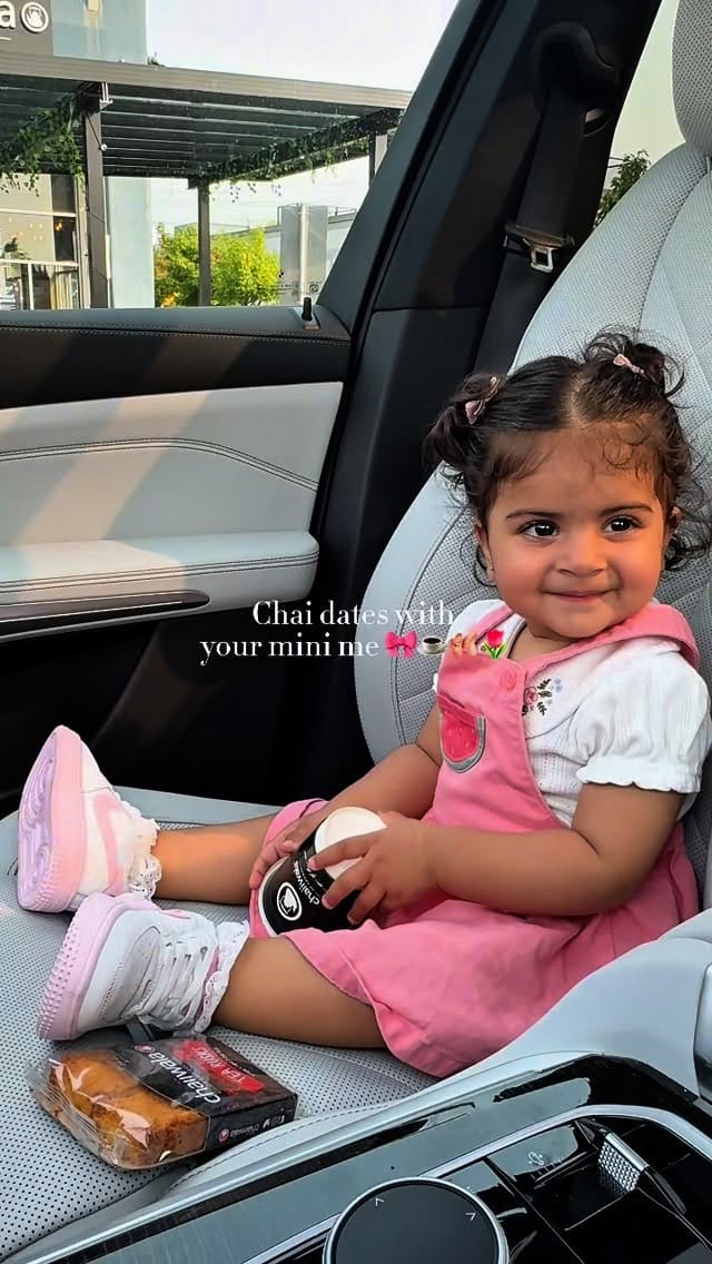 Post 2 by Hajira Khan on Instagram (video)