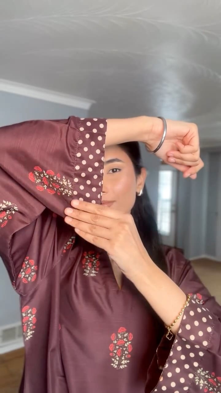 Post 1 by Komalpreet Kaur on Instagram (video)