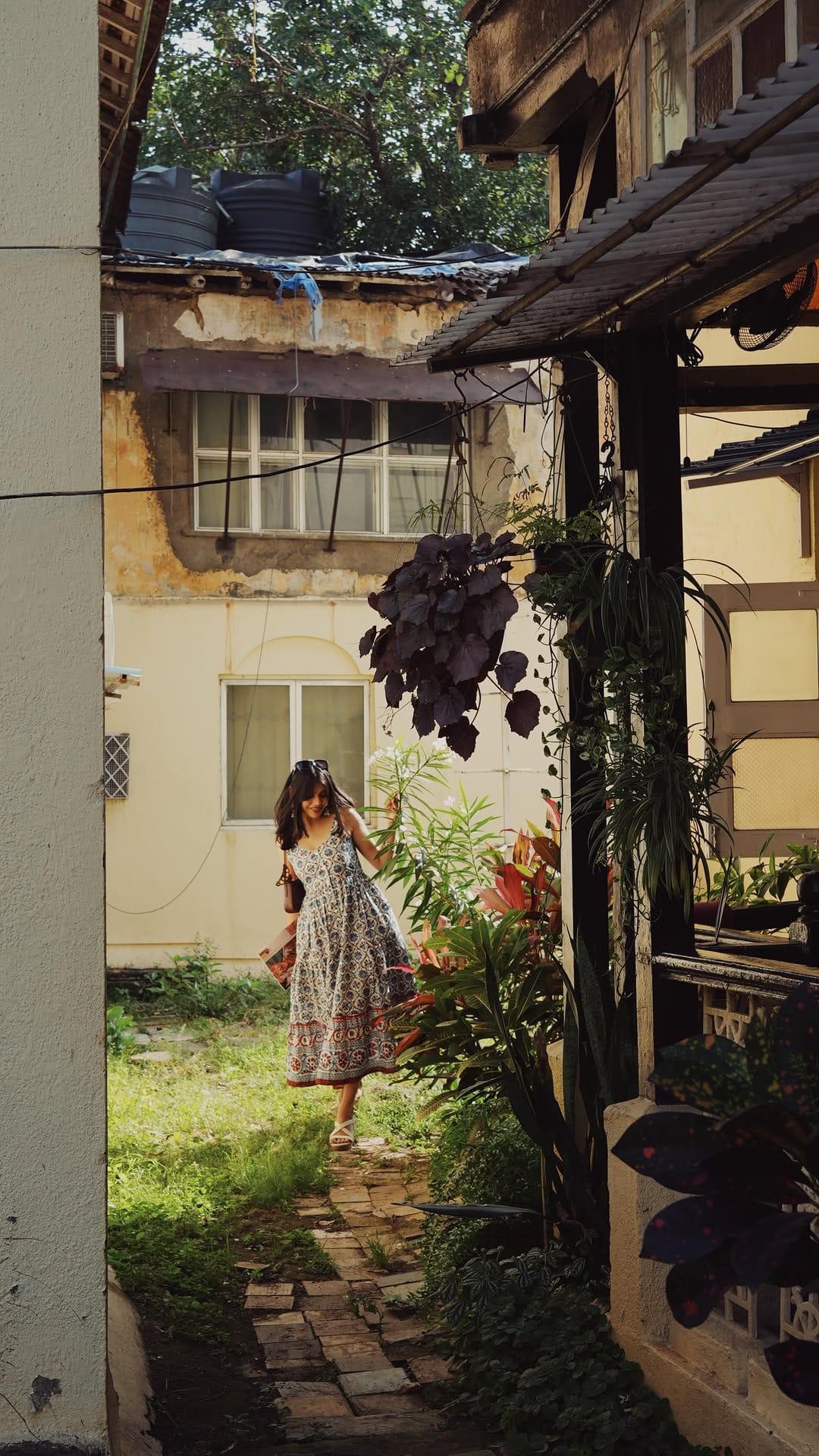 Post 2 by Ritvi Shah | Content Creator on Instagram (video)