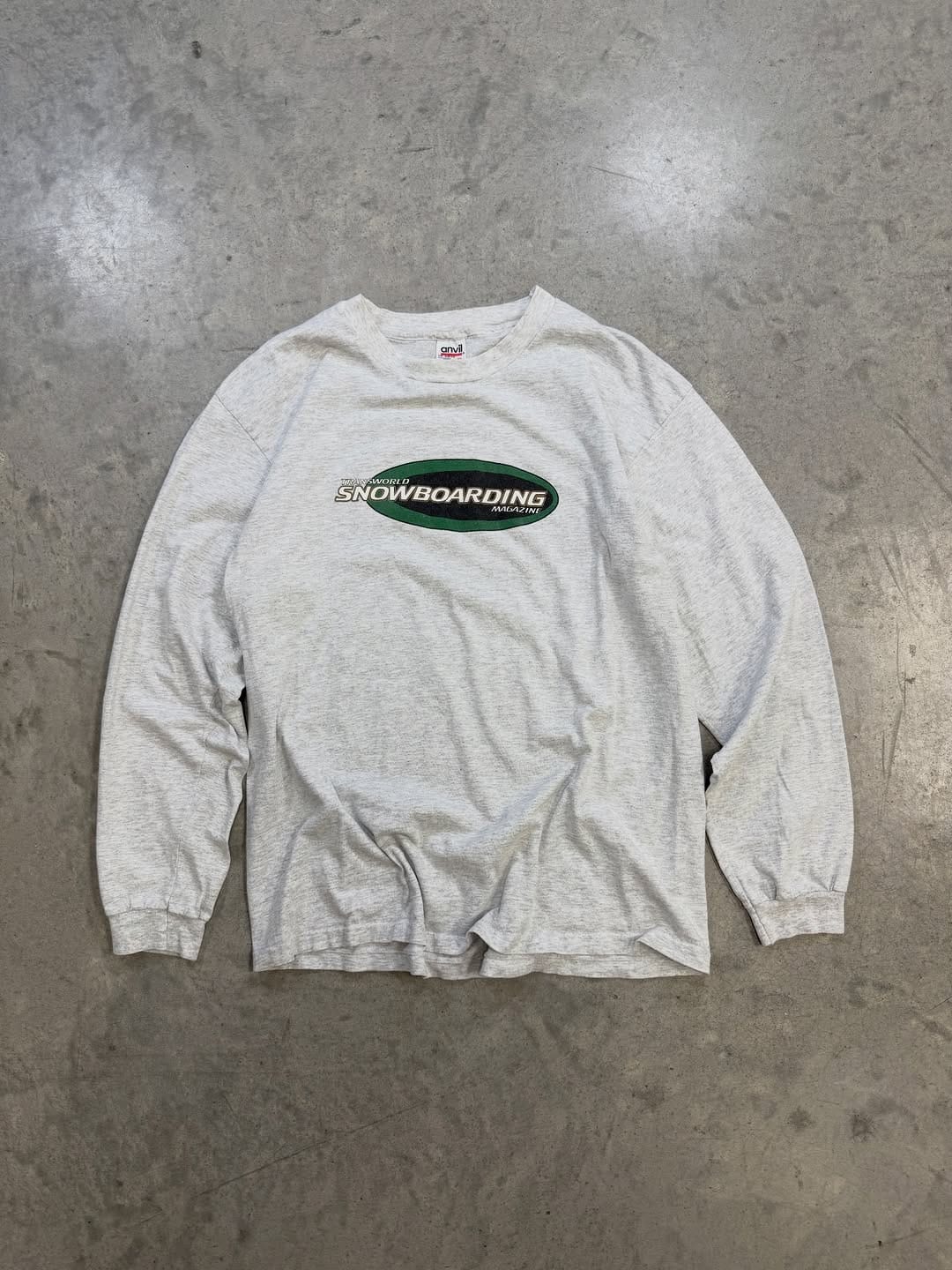 Post 10 by thrift2go on Instagram (carousel)