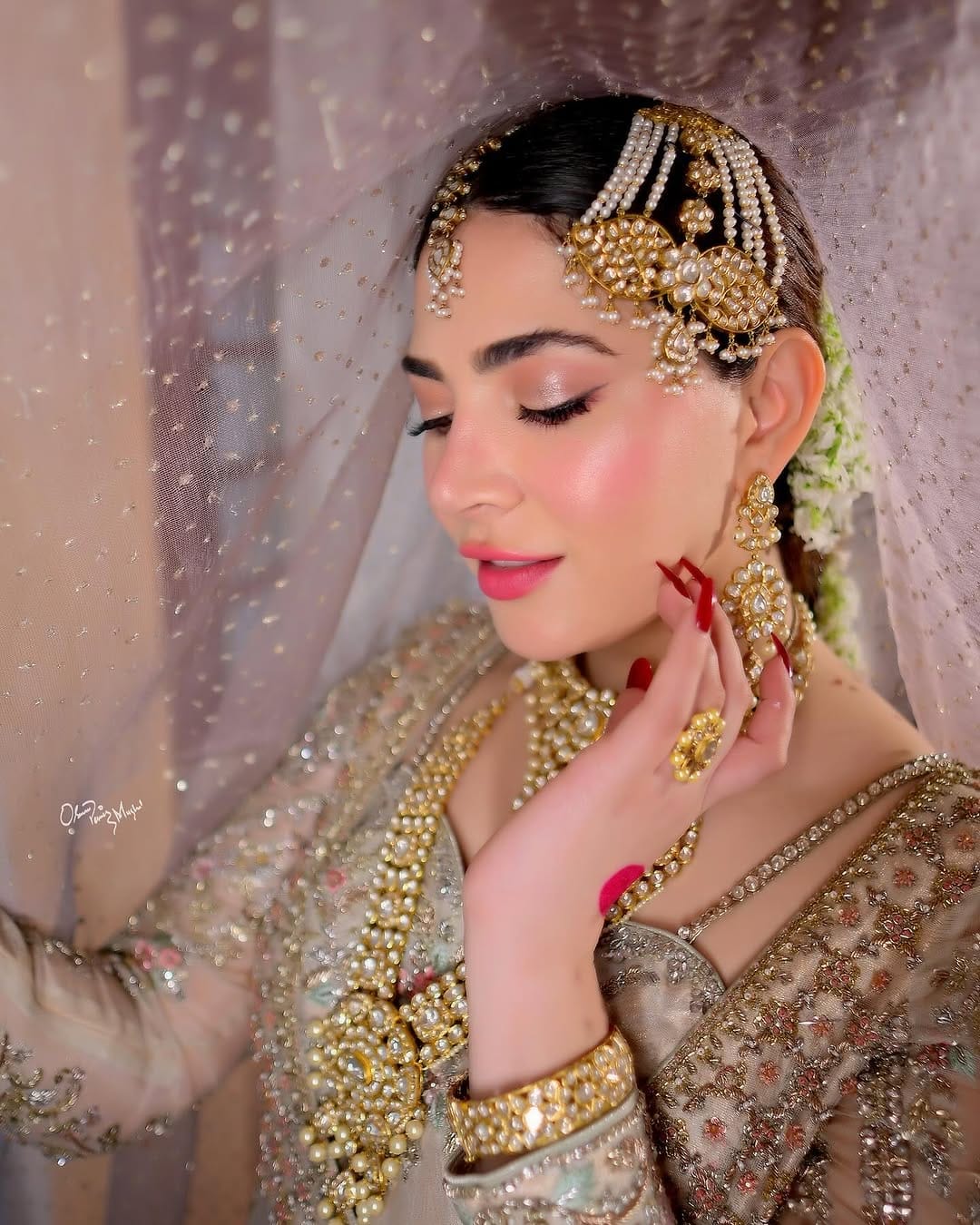 Post 9 by HIRA KHAN - STUDIO | SALON | SPA on Instagram (carousel)