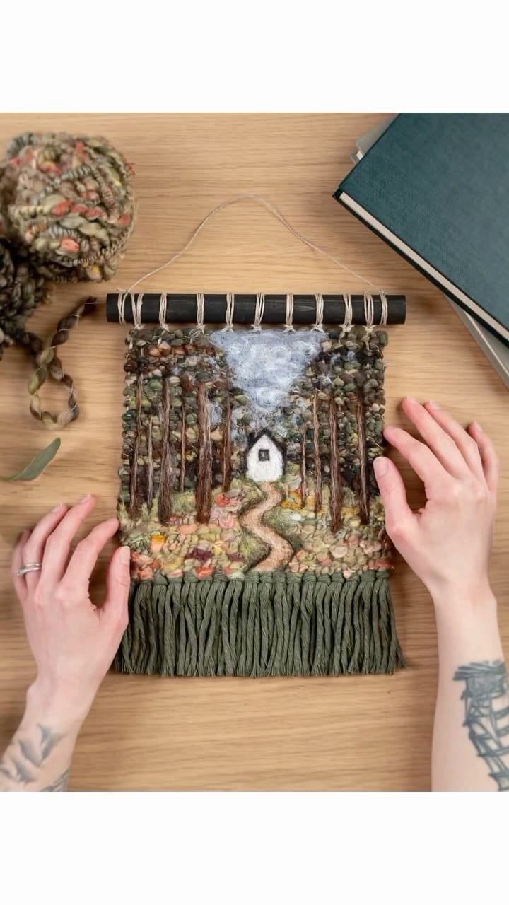 Post 7 by Frame Loom Weaving | Jenell Flynn on Instagram (video)