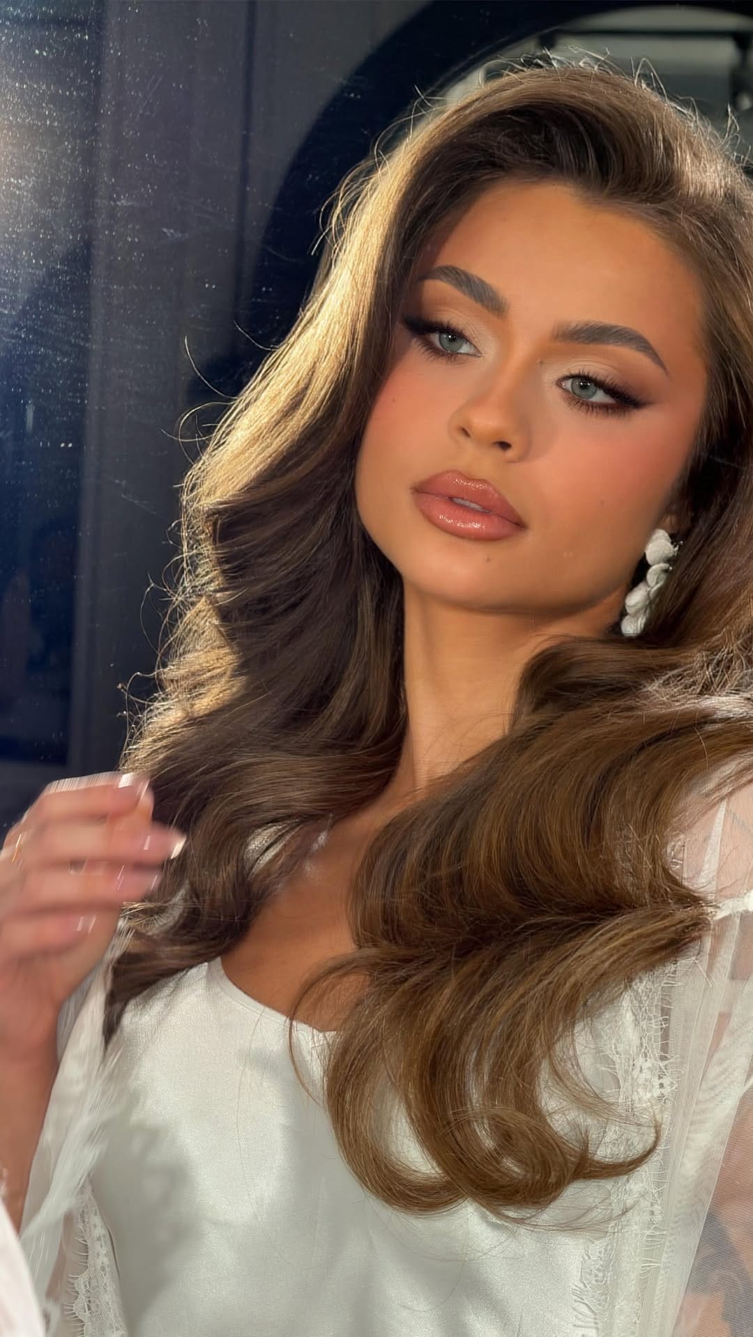 Post 3 by JEN EVOY MAKEUP STUDIO-J E M S on Instagram (video)