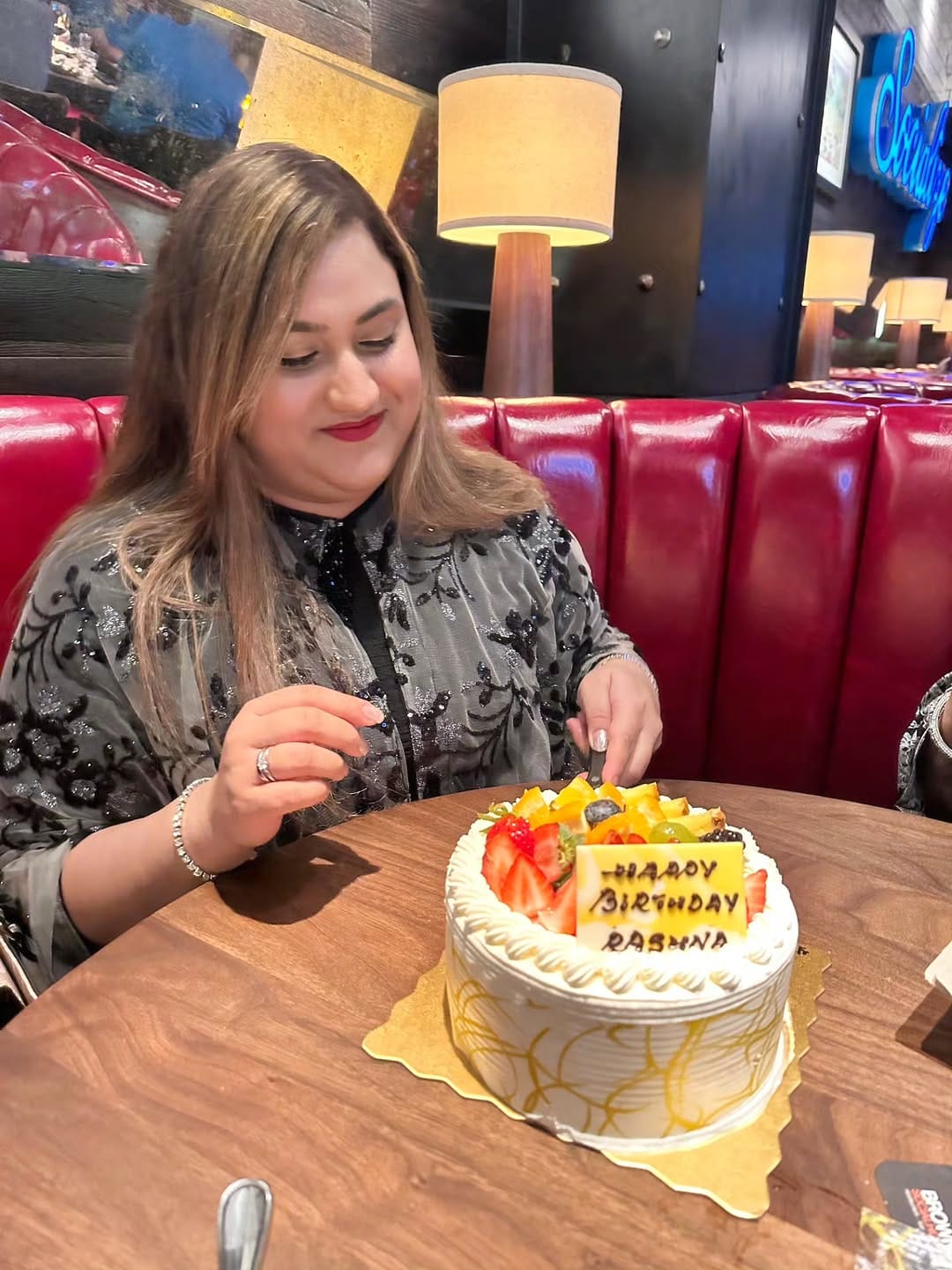 Post 3 by Rashna Khalid | Blogger 🇵🇰🇨🇦 on Instagram (carousel)