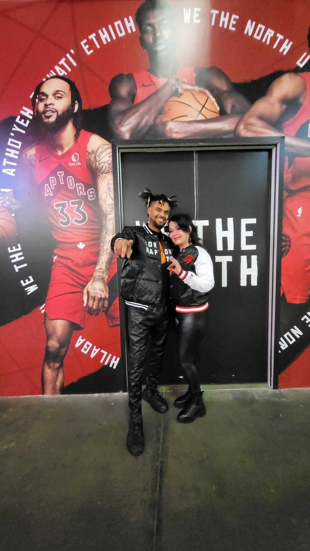 Post 10 by NAIL FIX in THE 6IX Academy & Salons on Instagram (video)
