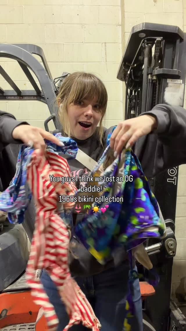 Post 4 by Cloud Girl Vintage on Instagram (video)